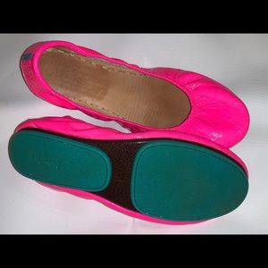 Pop Pink Tieks size 11